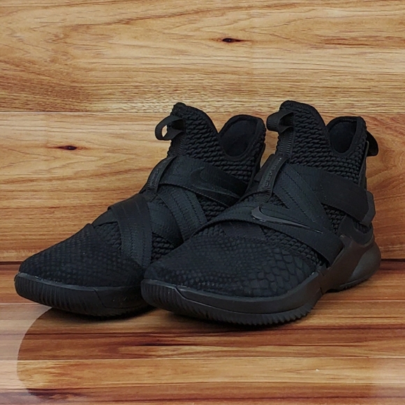 New Nike LeBron James Soldier XII 12 SFG - Picture 2 of 7